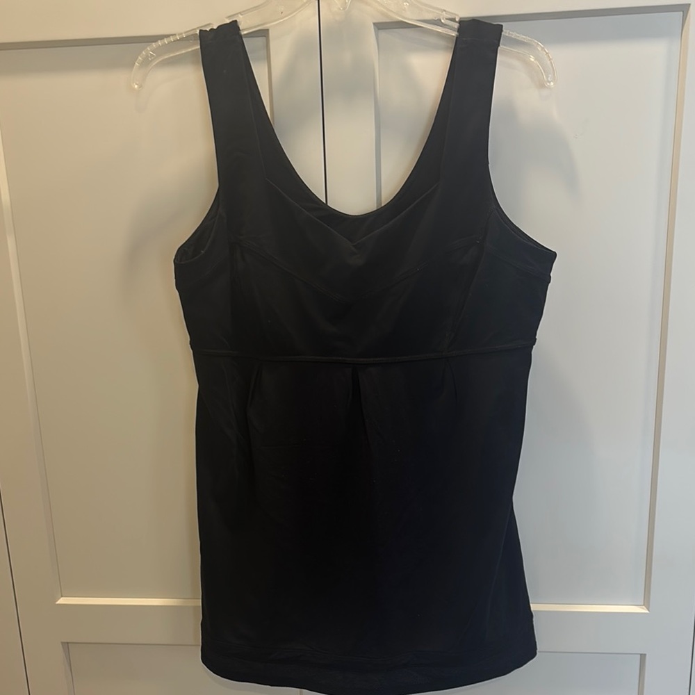 Lululemon black athletic top